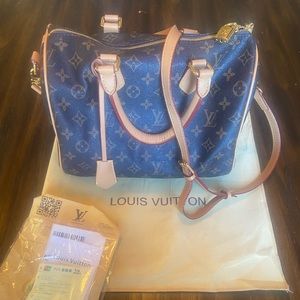 Louis Vuitton speedy bag